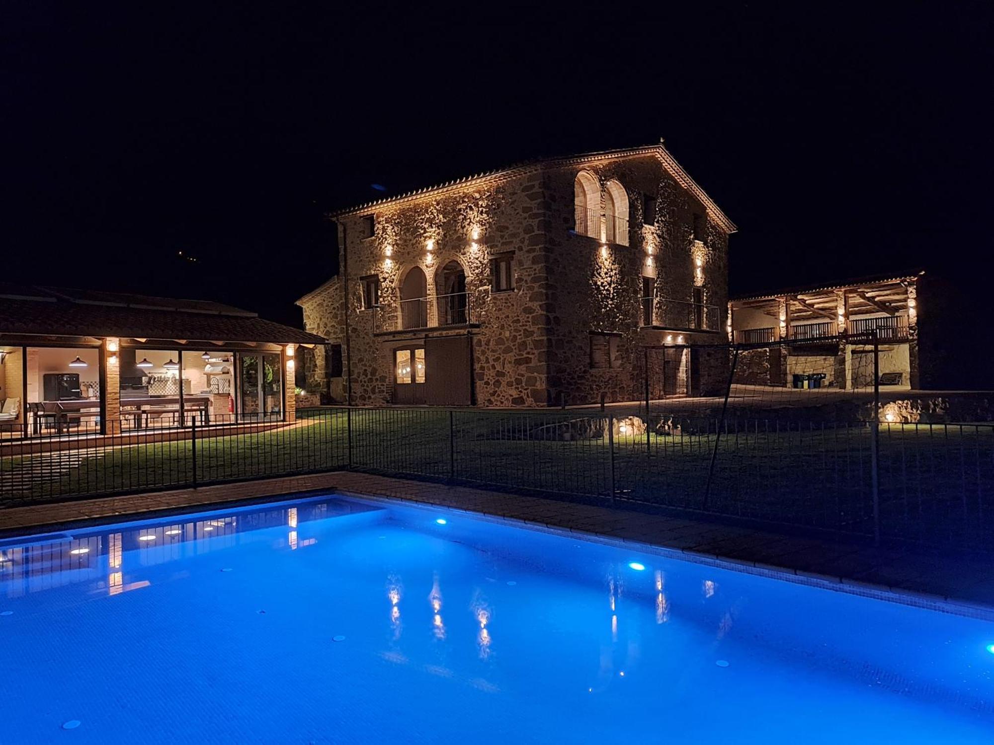 Villa La Creu De La Pinya Berga Exterior foto